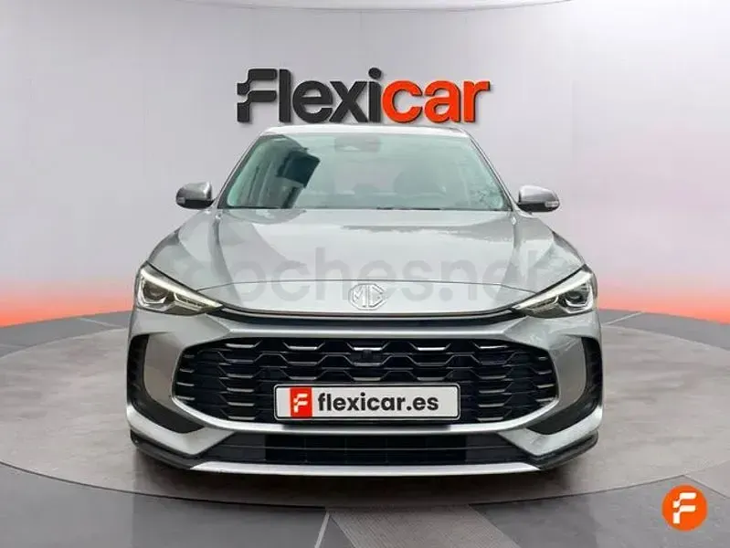 Usado MG ZS 197 CV (144 kW) 2025 Gris / plata SUV