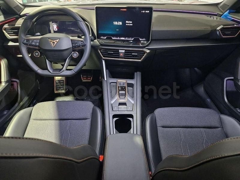 Usado Cupra Formentor 150 CV (110 kW) 2025 Gris / plata SUV