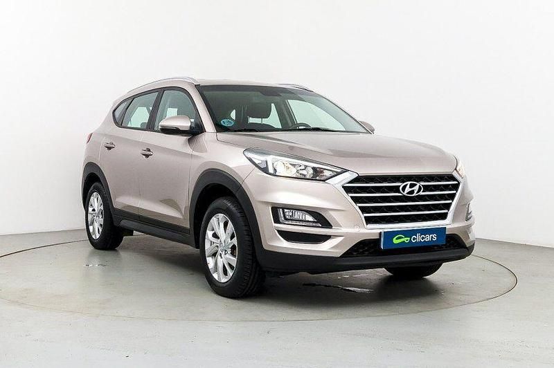 Usado Hyundai Tucson 132 CV (97 kW) 2019 Beige SUV