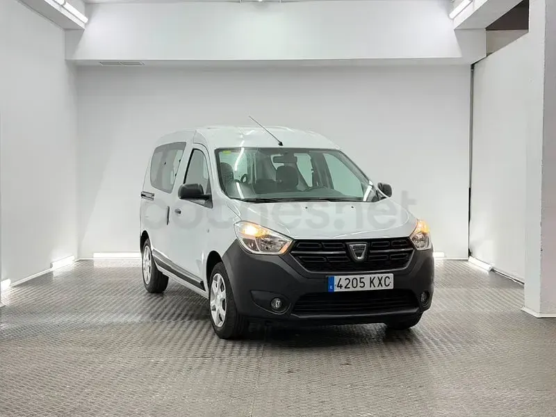 Usado Dacia Dokker 102 CV (75 kW) 2019 Blanco Monovolumen