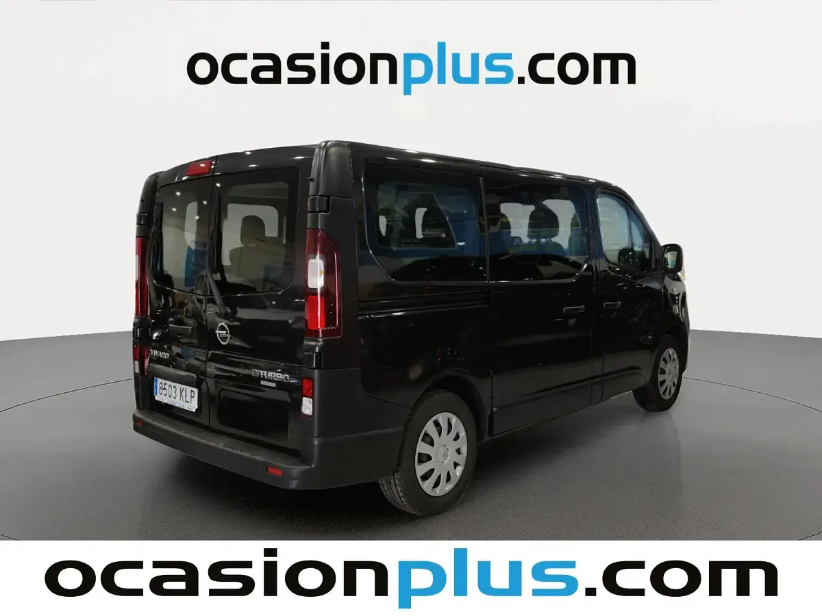 Usado Opel Vivaro S 125 CV (91 kW) 2018 Negro Monovolumen
