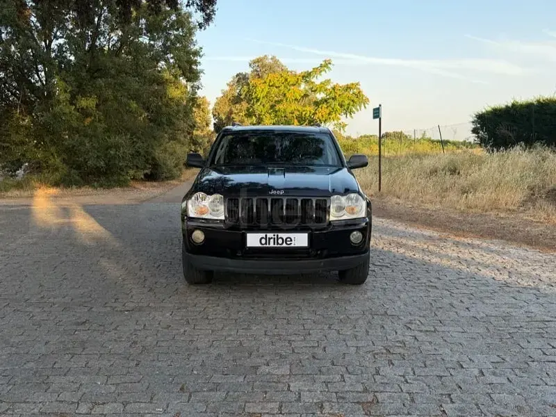 Usado Jeep Grand Cherokee Laredo 218 CV (160 kW) 2007 Negro SUV