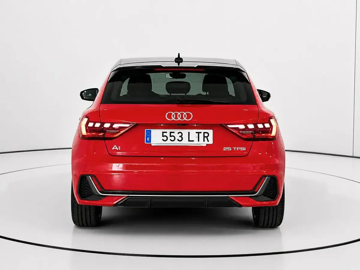 Usado Audi A1 95 CV (69 kW) 2021 Rojo SUV
