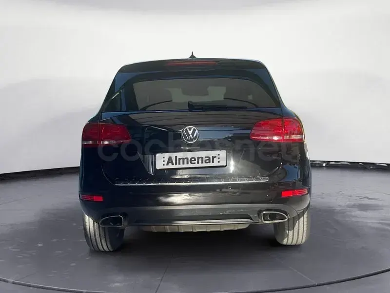 Usado VW Touareg 245 CV (180 kW) 2013 Negro SUV