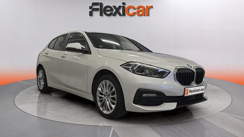 Usado BMW 118 140 CV (102 kW) 2020 Blanco Utilitario