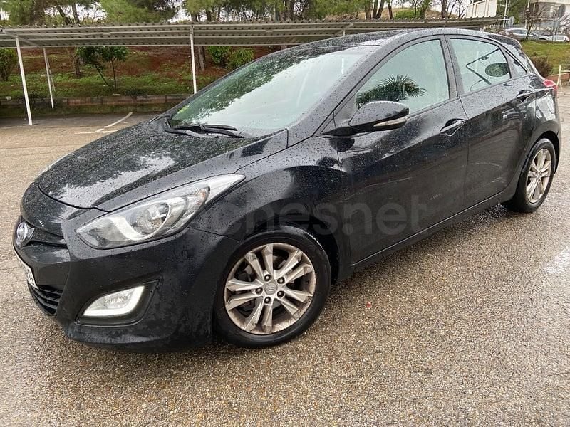 Negro Usado 2013 Hyundai i30 Berlina | 5900 € (Buen precio) - Imagen 1/4
