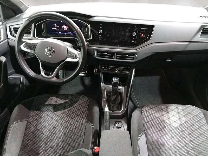 Usado VW Polo R-line 110 CV (80 kW) 2024 Azul Utilitario
