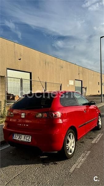 Rojo Usado 2006 Seat Ibiza Sport Berlina | 3800 € (Precio justo) - Imagen 1/4