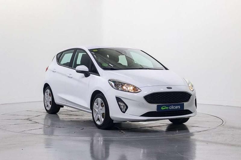 Usado Ford Fiesta Trend 86 CV (63 kW) 2020 Blanco Utilitario