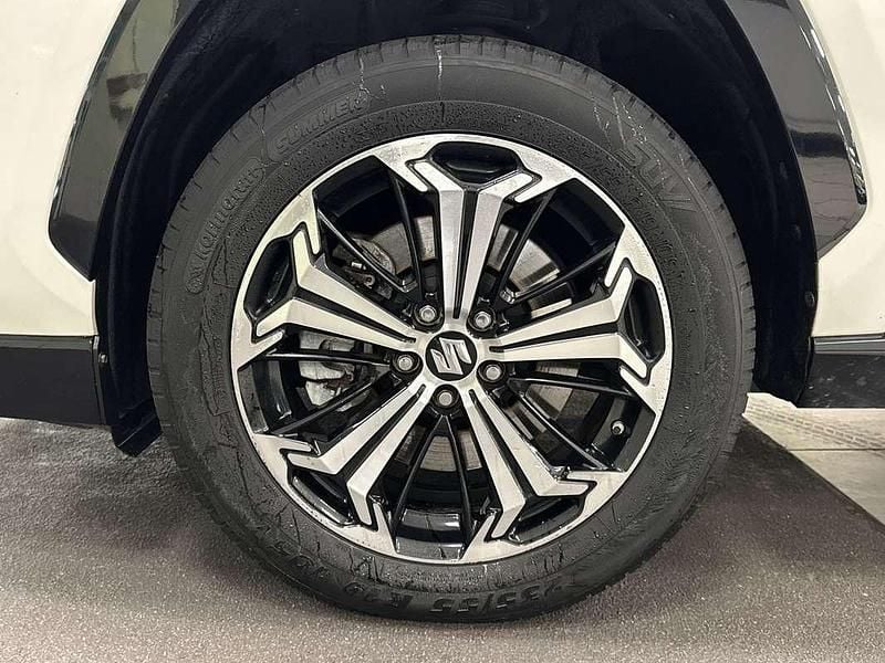 Usado Suzuki Across 306 CV (225 kW) 2020 Blanco SUV