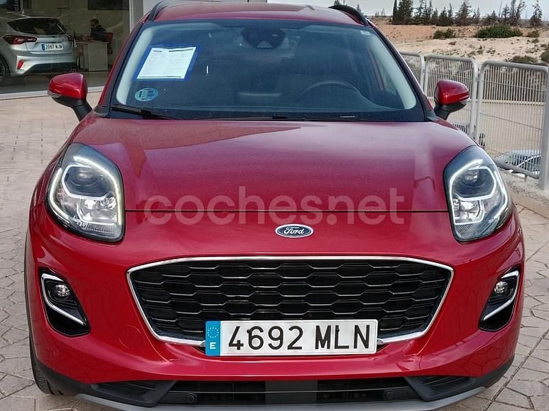 Usado Ford Puma Titanium 125 CV (91 kW) 2023 Rojo SUV