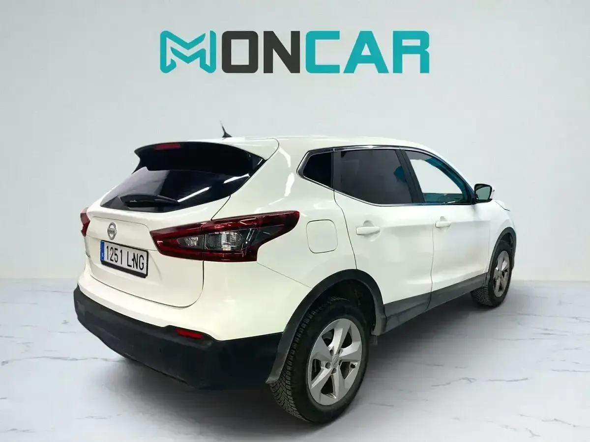 Usado Nissan Qashqai Acenta 140 CV (102 kW) 2021 Blanco SUV