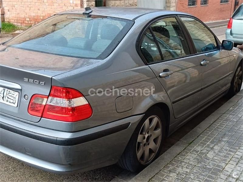 Usado BMW 320 150 CV (110 kW) 2004 Gris / plata Berlina