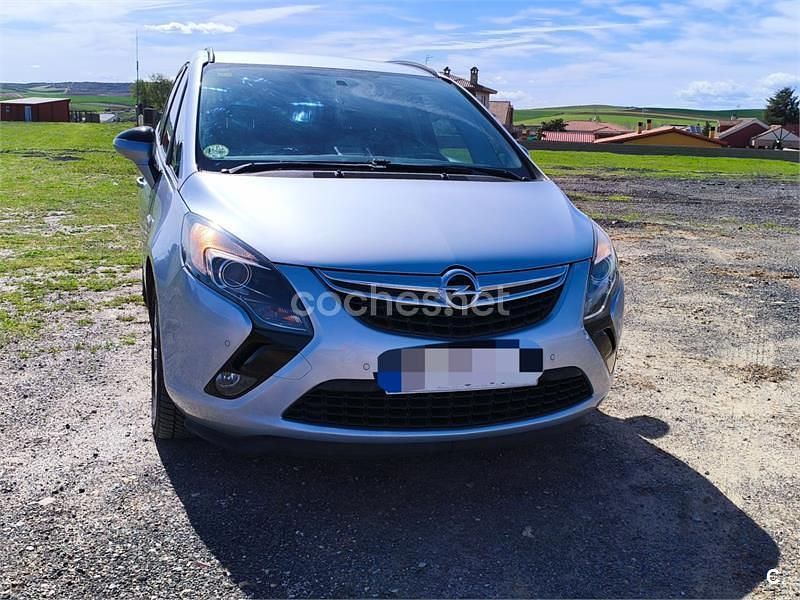 Usado Opel Zafira Tourer Selective 130 CV (95 kW) 2015 Blanco Monovolumen