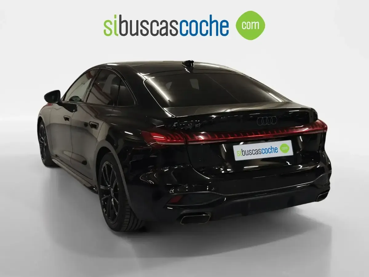 Usado Audi A5 S-Line 204 CV (150 kW) 2025 Negro