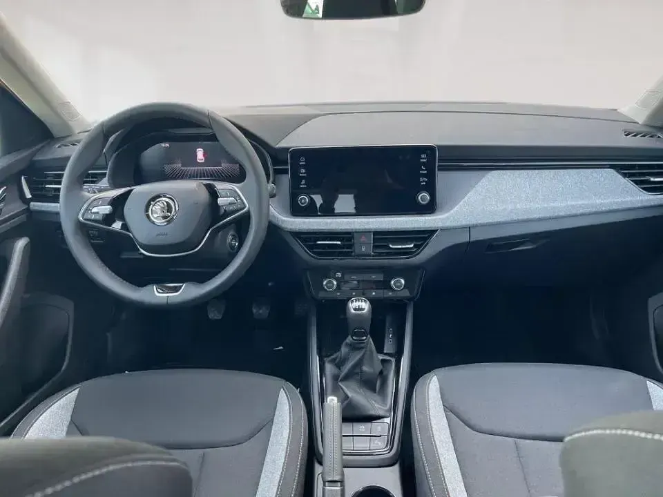 Usado Skoda Kamiq Selection 116 CV (85 kW) 2024 Naranja SUV
