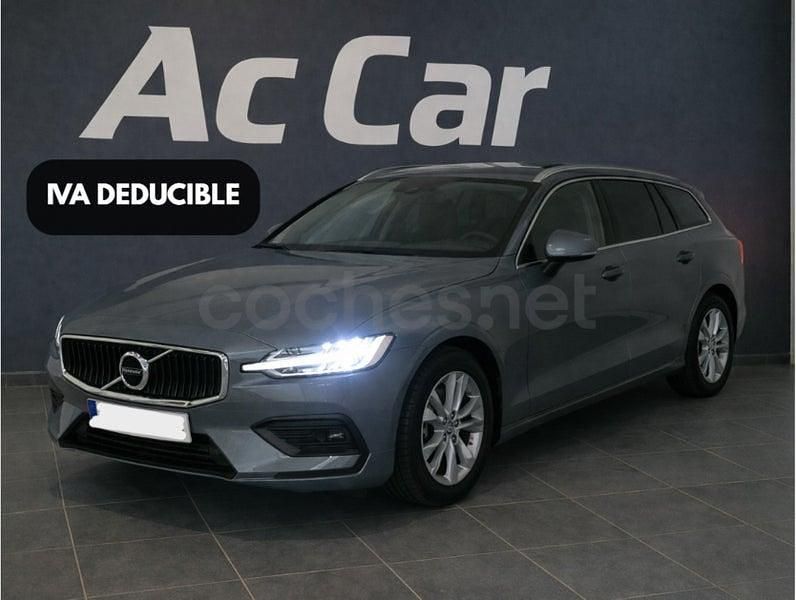 Usado Volvo V60 Momentum 197 CV (144 kW) 2022 Gris / plata Familiar