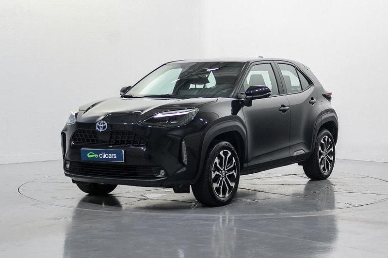 Usado 2022 Toyota Yaris Hybrid Active | 22.990 € (Caro) - Imagen 1/4