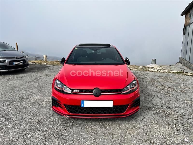 Usado VW Golf VII GTI 245 HP (180 kW) 2019 Vermelho Sedan