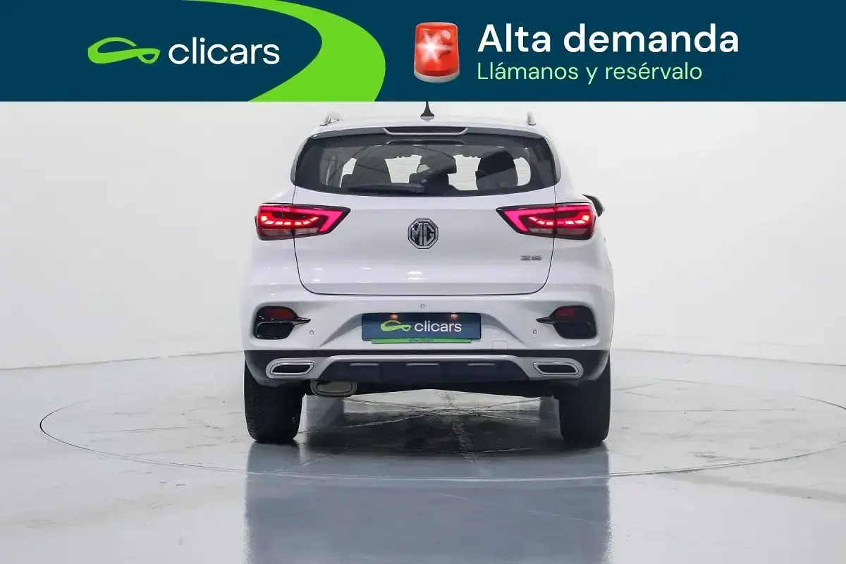 Usado MG ZS Comfort 106 CV (77 kW) 2023 Blanco SUV