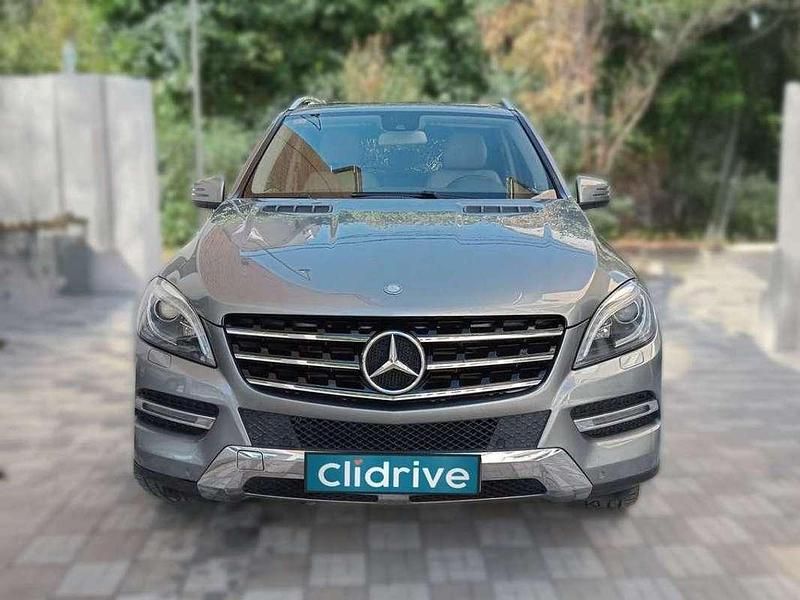 Usado Mercedes ML320 258 CV (189 kW) 2012 Gris SUV