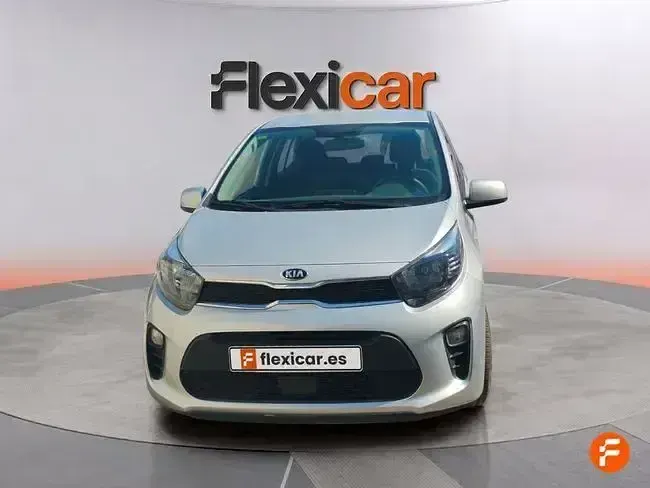 Usado Kia Picanto 67 CV (49 kW) 2021 Gris Utilitario