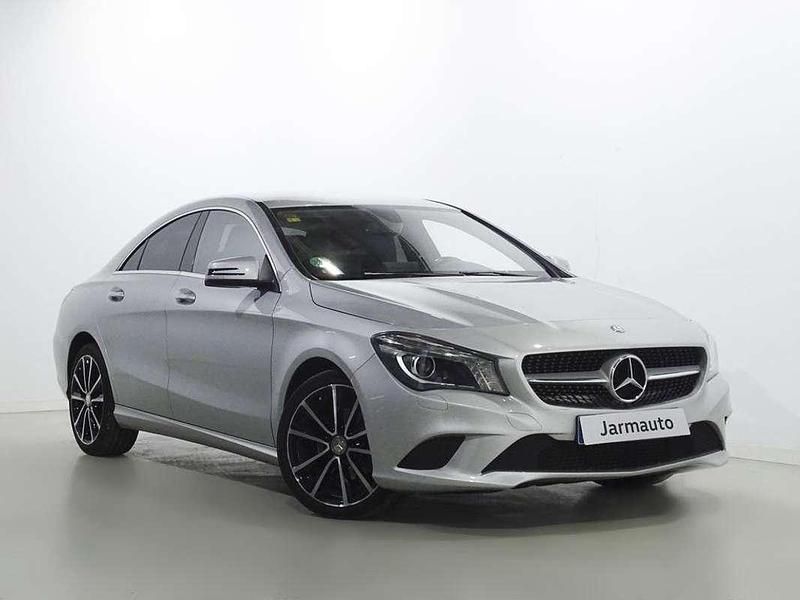 Plateado Usado 2016 Mercedes CLA200 Coupe | 18.900 € (Precio justo) - Imagen 1/4