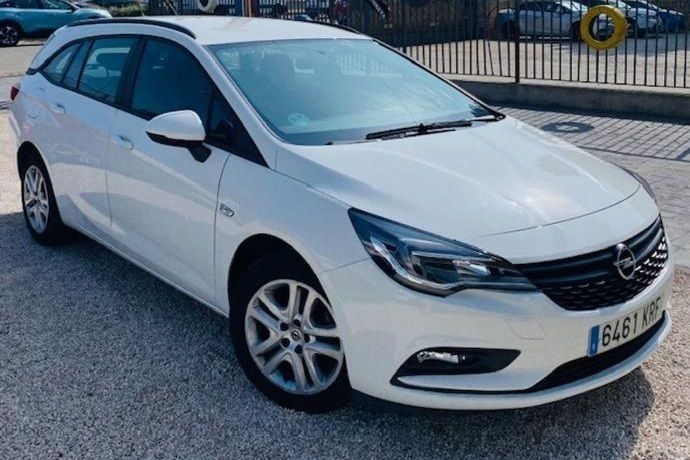Usado 2018 Opel Astra Business Familiar | 9400 € (Precio justo) - Imagen 1/4