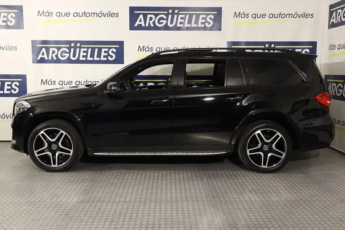 Usado Mercedes GLS500 455 CV (334 kW) 2017 Negro SUV