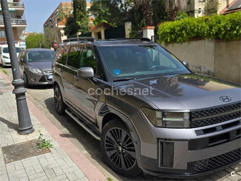 Usado Hyundai Santa Fe 253 CV (186 kW) 2025 Gris / plata SUV