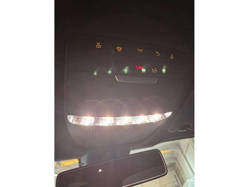 Usado Mercedes GLC200 163 CV (119 kW) 2020 Blanco SUV