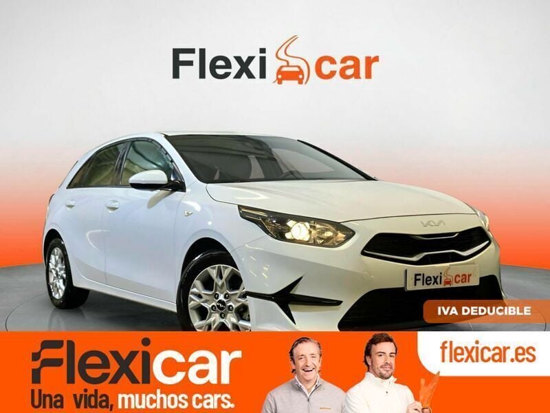 Blanco Usado 2022 Kia Ceed Berlina | 15.990 € (Buen precio) - Imagen 1/4