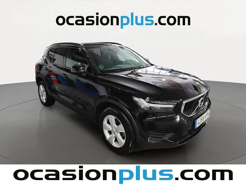 Käytetty Volvo XC40 150 HP (110 kW) 2018 Musta Katumaasturi