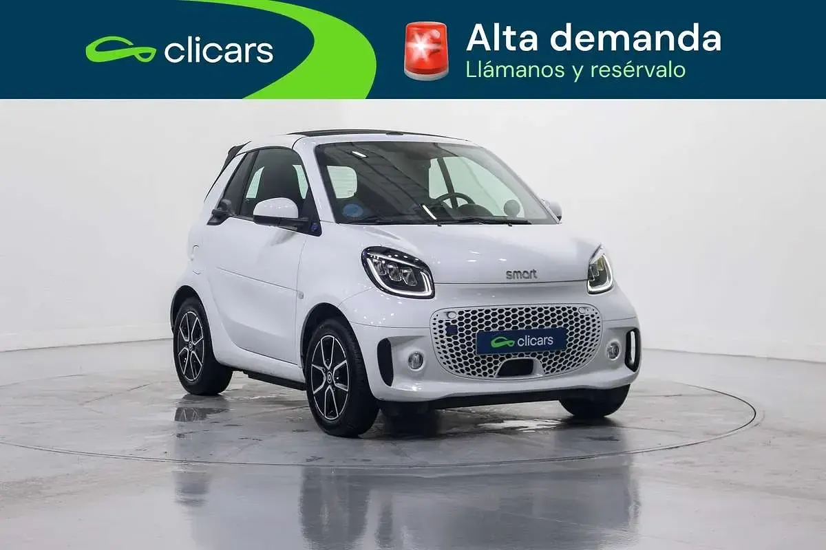 Usado Smart ForTwo Electric Drive Passion 60 kW (82 CV) 2023 Blanco Descapotable