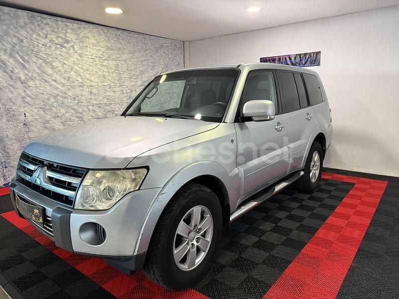 Gris / plata Usado 2009 Mitsubishi Montero SUV | 15.999 € (Precio justo) - Imagen 1/4