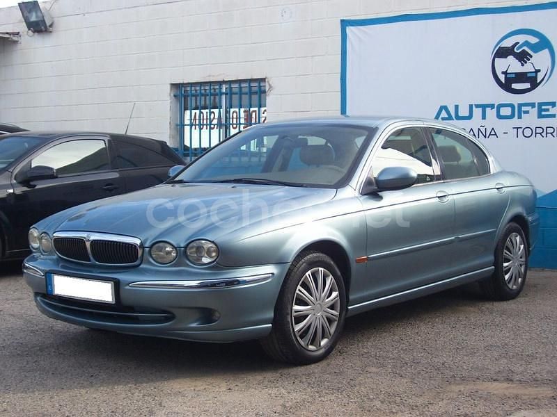 Azul Usado 2002 Jaguar X-type Executive Berlina | 2990 € (Precio justo) - Imagen 1/4