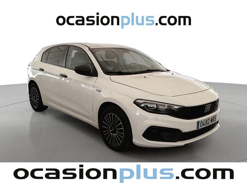 Usado Fiat Tipo 130 CV (95 kW) 2024 Blanco Berlina