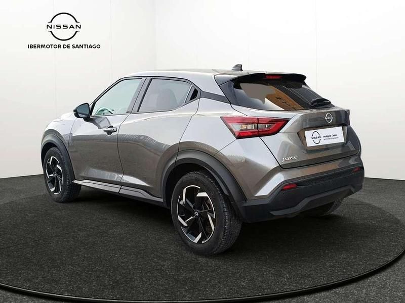 Usado Nissan Juke N-Connecta 114 CV (83 kW) 2024 Gris SUV