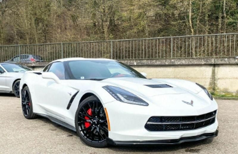 Usado Chevrolet Corvette Stingray 466 CV (342 kW) 2019 Blanco Coupe