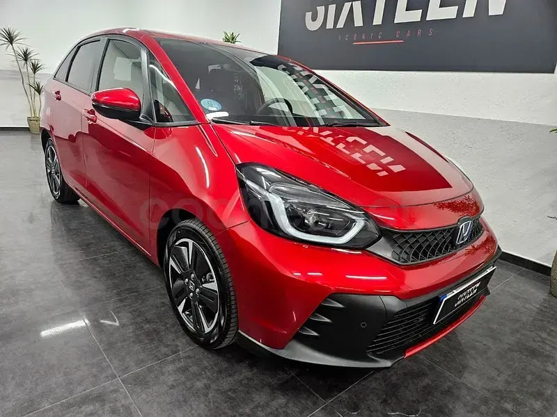 Usado Honda Jazz Advance 122 CV (89 kW) 2025 Rojo Utilitario