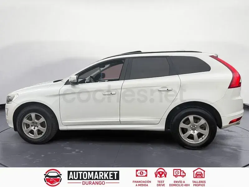 Usado Volvo XC60 Momentum 136 CV (100 kW) 2015 Blanco SUV
