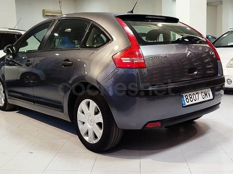 Usado Citroën C4 90 CV (66 kW) 2009 Gris / plata Berlina