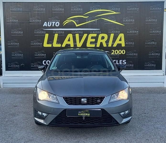 Usado Seat Leon FR 150 CV (110 kW) 2015 Gris / plata Berlina