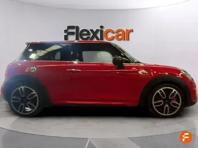 Usado Mini John Cooper Works 231 CV (169 kW) 2016 Rojo Utilitario