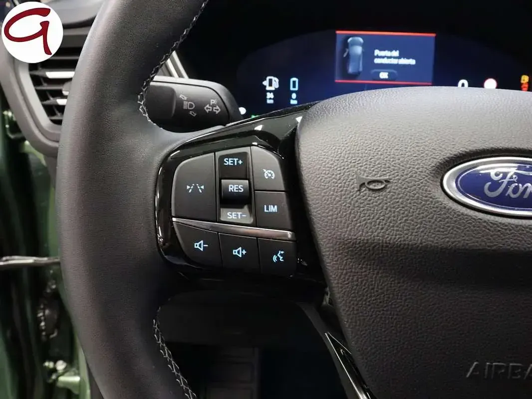 Usado Ford Kuga Active X 243 CV (178 kW) 2025 Blanco SUV