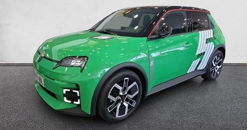 Usado Renault 5 E-Tech Techno 110 kW (150 CV) 2025