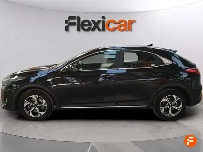 Usado Kia XCeed 120 CV (88 kW) 2022 Negro SUV