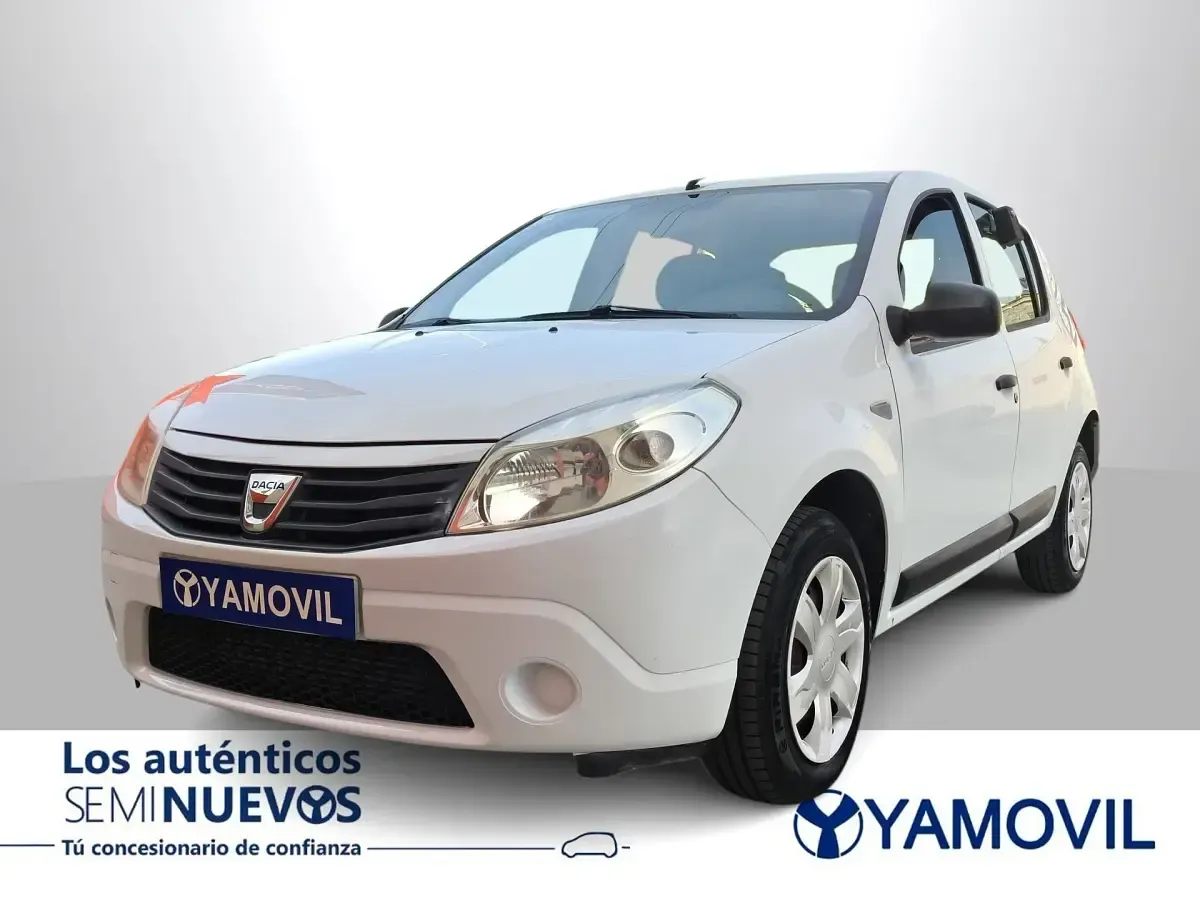Usado Dacia Sandero Ambiance 75 HP (55 kW) 2012 Branco Citadino