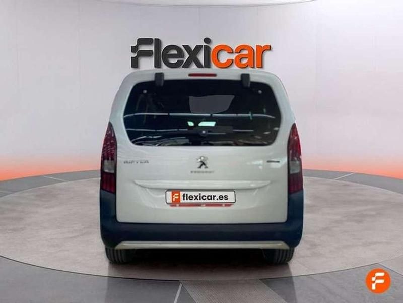 Begagnad Peugeot Rifter GT-line 131 HK (96 kW) 2019 Vit Minibuss