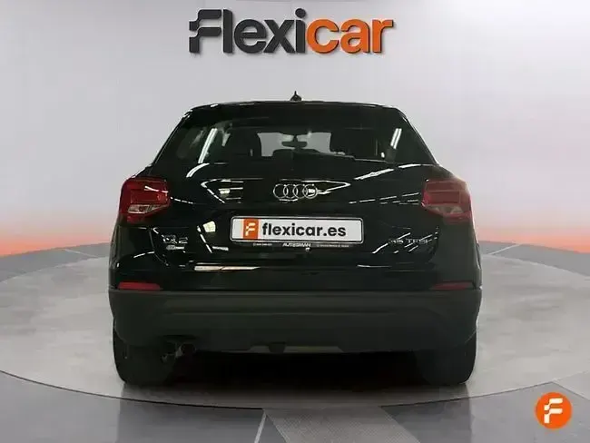 Usado Audi Q2 Advanced Plus 150 CV (110 kW) 2019 Negro SUV